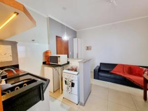 Кухня или мини-кухня в Família Costa-Apê no centro
 +6 фотографий