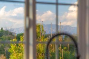 Nespecifikovaný výhled na hory nebo výhled na hory při pohledu z prázdninového domu + 29 fotografií