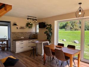 Η κουζίνα ή μικρή κουζίνα στο Holiday home Dreams +17 φωτογραφίες