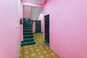 Kākori的住宿－Hotel O Rajdhani Hotel，相簿中的一張相片