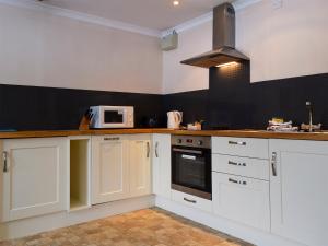 Dapur atau dapur kecil di Parsnip Place - Uk32606