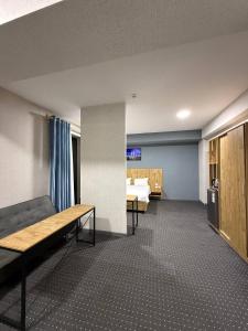 Afbeelding uit fotogalerij van Premium 777 Hotel in Yakkasaray