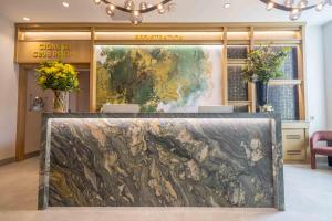 Ο χώρος του λόμπι ή της ρεσεψιόν στο POSH on Kirkwood, A Boutique Hotel