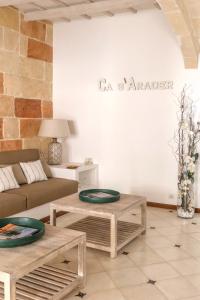 Istumisnurk majutusasutuses Hotel Ca S'Arader Turismo de Interior