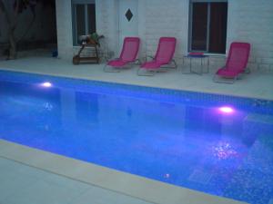 Πισίνα στο ή κοντά στο Resort due gatte Pinky Trogir