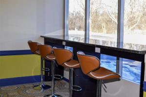 Photo de la galerie de l'établissement Baymont by Wyndham - Chicago - Addison - O'Hare, à Addison 34 autres photos