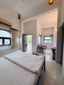 Ένα ή περισσότερα κρεβάτια σε δωμάτιο στο Bunk & Beyond Hostel