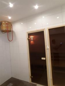 Kúpeľňa v ubytovaní Spa Apartamenty Lidzbark