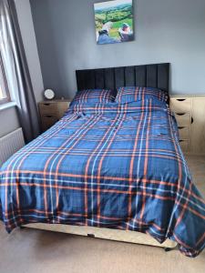 Voodi või voodid majutusasutuse Relaxing retreat close by the lakeside toas +8 fotot