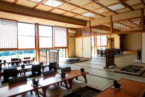 Restaurace v ubytování Ryokan Warabino