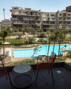 Bazén v ubytování Sodic Villette New Cairo Serviced Apartments by BirdNest nebo v jeho okolí