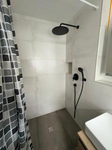 Koupelna v ubytování Kleines, feines Studio in Löhne Perfekte Lage bei A30 A2 und Bad Oeynhausen