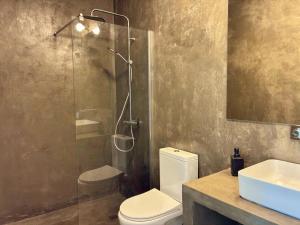 Ένα μπάνιο στο Casa Pátio Grândola