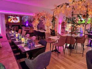 Restaurace v ubytování The Emsworth + 40 fotografií