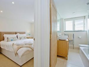 Katil atau katil-katil dalam bilik di The Mill House-Tt3