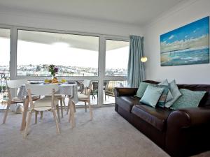 Χώρος καθιστικού στο Turnstone - 2 Linden Court