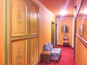 Posezení v ubytování Hotel Alle Alpi