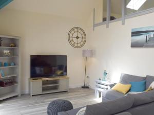 TV a/nebo společenská místnost v ubytování Uk7385 - Chaff House