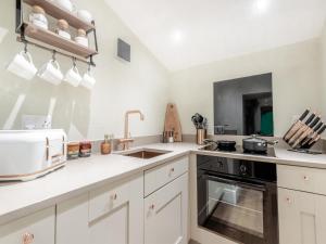 Η κουζίνα ή μικρή κουζίνα στο The Nook - Uk44735