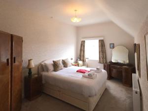 En eller flere senge i et værelse på Esplanade Crescent + 11 billeder