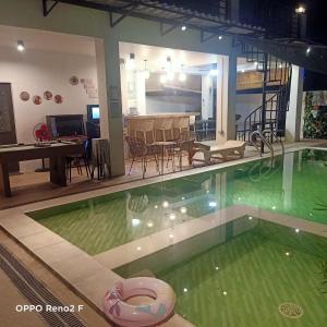 Kolam renang di atau dekat dengan Ice and Cali Natural Hotspring Resort