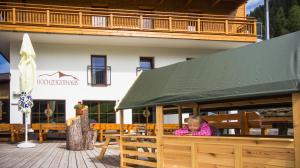 Restavracija oz. druge možnosti za prehrano v nastanitvi Berggasthof Hochzeigerhaus