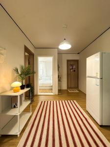 Köök või kööginurk majutusasutuses Han stay +13 fotot