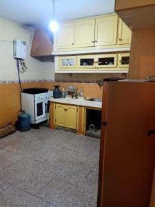 Kuchyň nebo kuchyňský kout v ubytování Rent your ideal quiet house