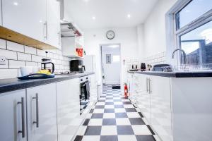 Imagen de la galería de Charles Street - Contractor Accommodation, en Saint Helens 13 fotos más