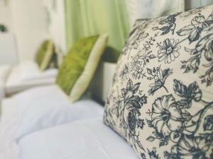 Postel nebo postele na pokoji v ubytování Shinjuku新宿公園