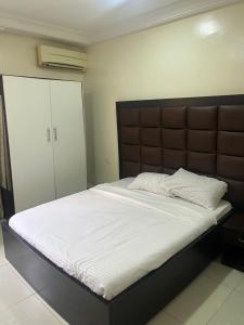 Imagen de la galería de Jiggy suits, en Ikeja