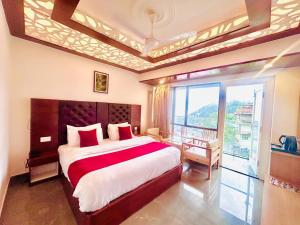 Gallery image of Hotel Dwaper A Premium Property Near Mall Road in Mussoorie