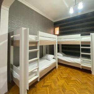 Gambar di galeri bagi Camden Hostel di Baku +11 gambar