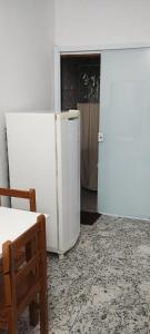Η κουζίνα ή μικρή κουζίνα στο Kit net stl