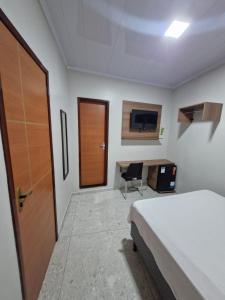 Μια τηλεόραση ή/και κέντρο ψυχαγωγίας στο Hotel Akemi