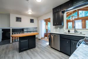 Kuchyň nebo kuchyňský kout v ubytování 2431 Weatherford Court Marietta