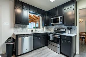 Kuchyň nebo kuchyňský kout v ubytování 2431 Weatherford Court Marietta