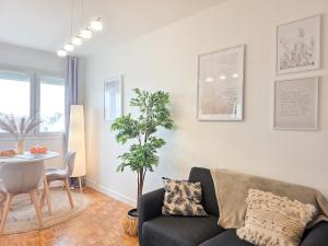 Fotografie z fotogalerie ubytování Le Cornouaille - Central, Élégant & 5m Gare v destinaci Saint-Brieuc