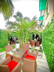 O grădină în afara Vintage Classic Lodge