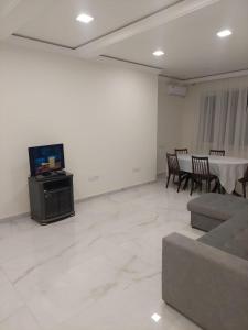 Μια τηλεόραση ή/και κέντρο ψυχαγωγίας στο Cute -Home Aygedzor