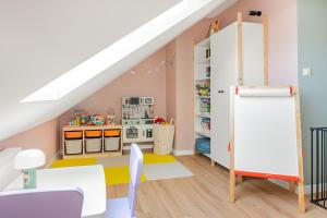 Køkken eller tekøkken på Baltic Dream - SPA - Basen - Parking - Kids Room