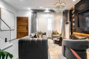 Χώρος καθιστικού στο Dinmahomes