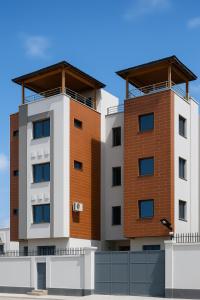 Tòa nhà nơi khách sạn tọa lạc