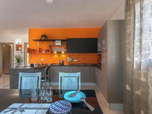 Η κουζίνα ή μικρή κουζίνα στο Grand Villa in Tavullia