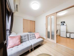 Shinjuku,5min Walk to Higashi-Shinjuku sta & Shinjuku Sta,King Bed,ree Wi-Fi 주방 또는 간이 주방