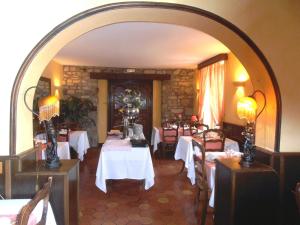 Restoran ili drugo mesto za obedovanje u objektu Auberge d'Andaines
