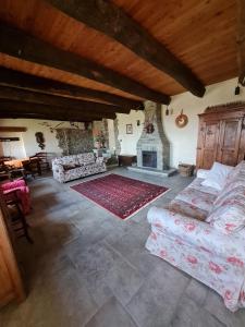 Posezení v ubytování La Ca' 'd Pera, casale immerso nella natura