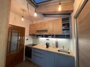 Una cocina o cocineta en Wohlfühlen nahe dem Millstätter See