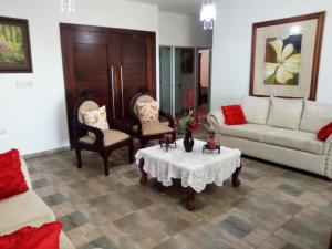 Imagen de la galería de Three bedroom affordable and luxurious,  4 fotos más