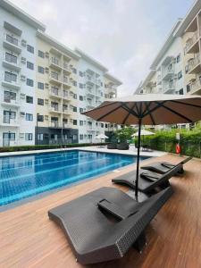 Kolam renang di atau dekat dengan GITL RMJ Residences